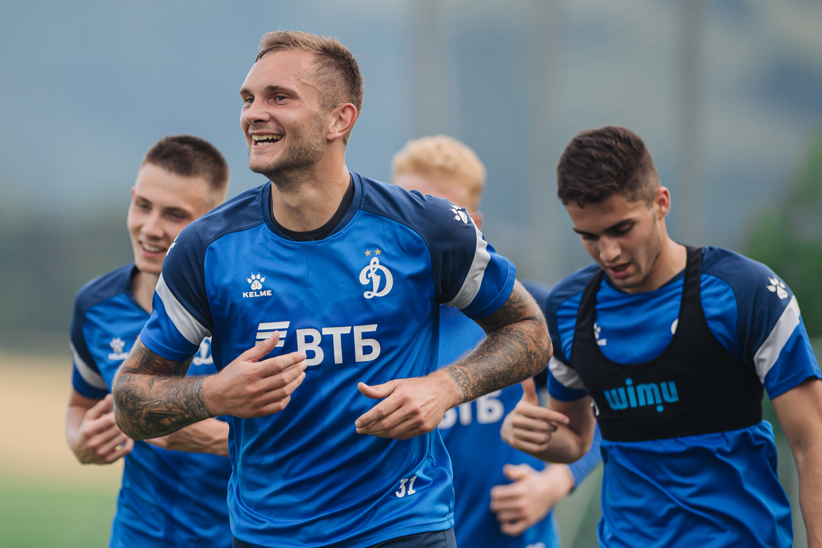 Football player Igor Leshchuk: biography. Dynamo Moscow official website.