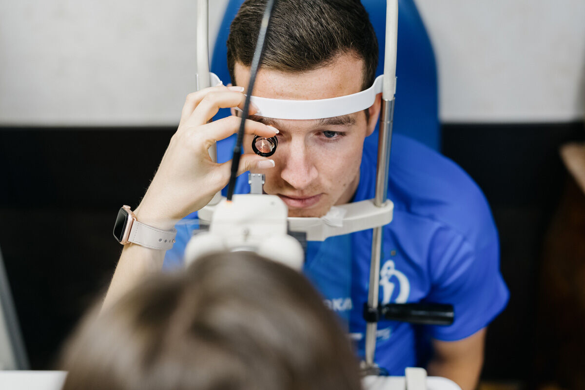 Photo gallery from the team's medical check