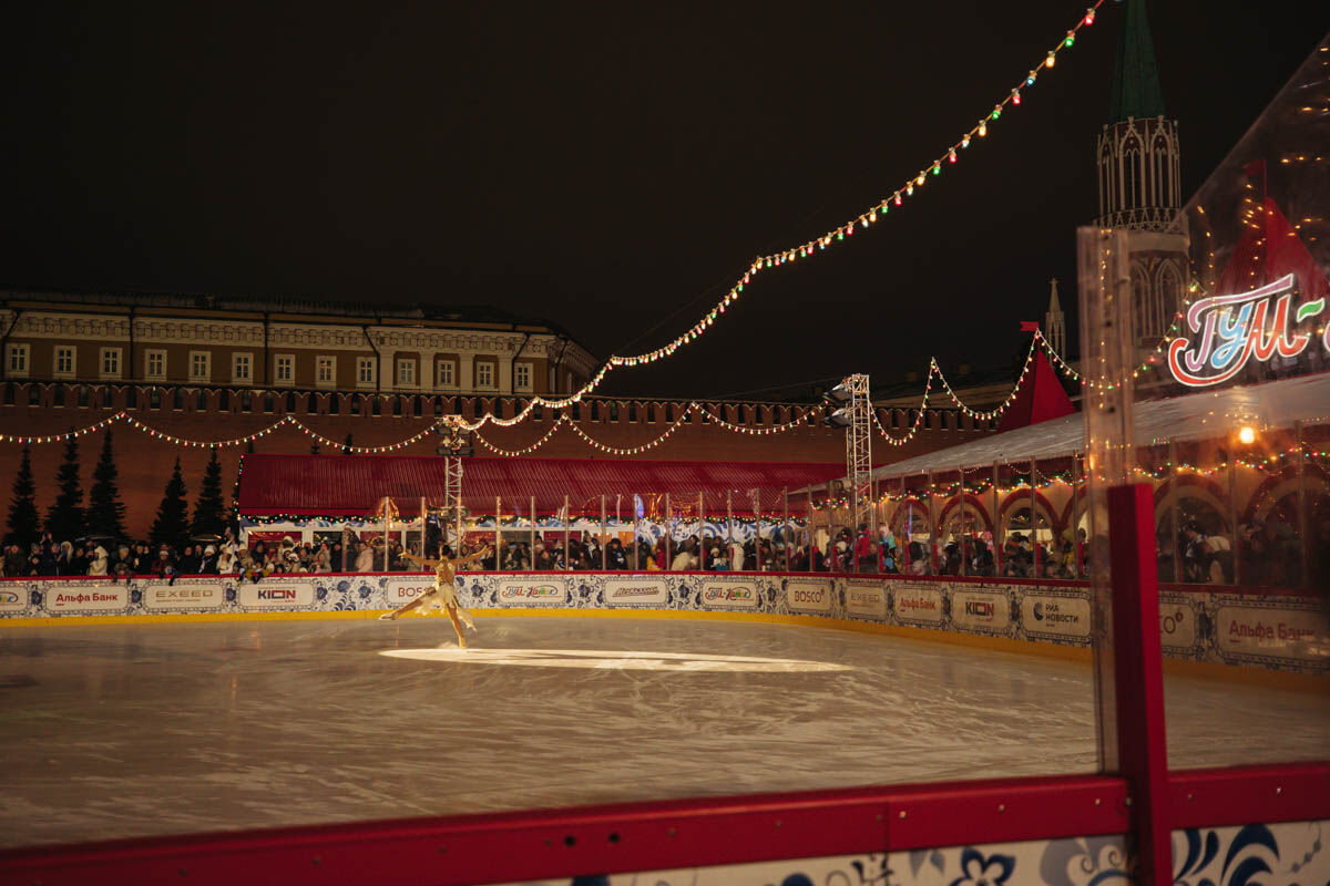 Photo gallery from opening ceremony of GUM skating rink
