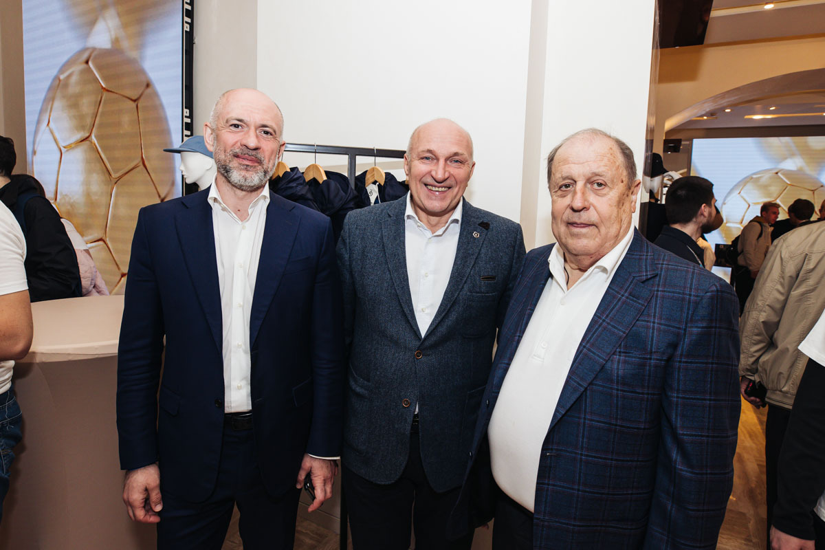 Открытие юбилейной выставки и нового магазина «Динамо» в ГУМе