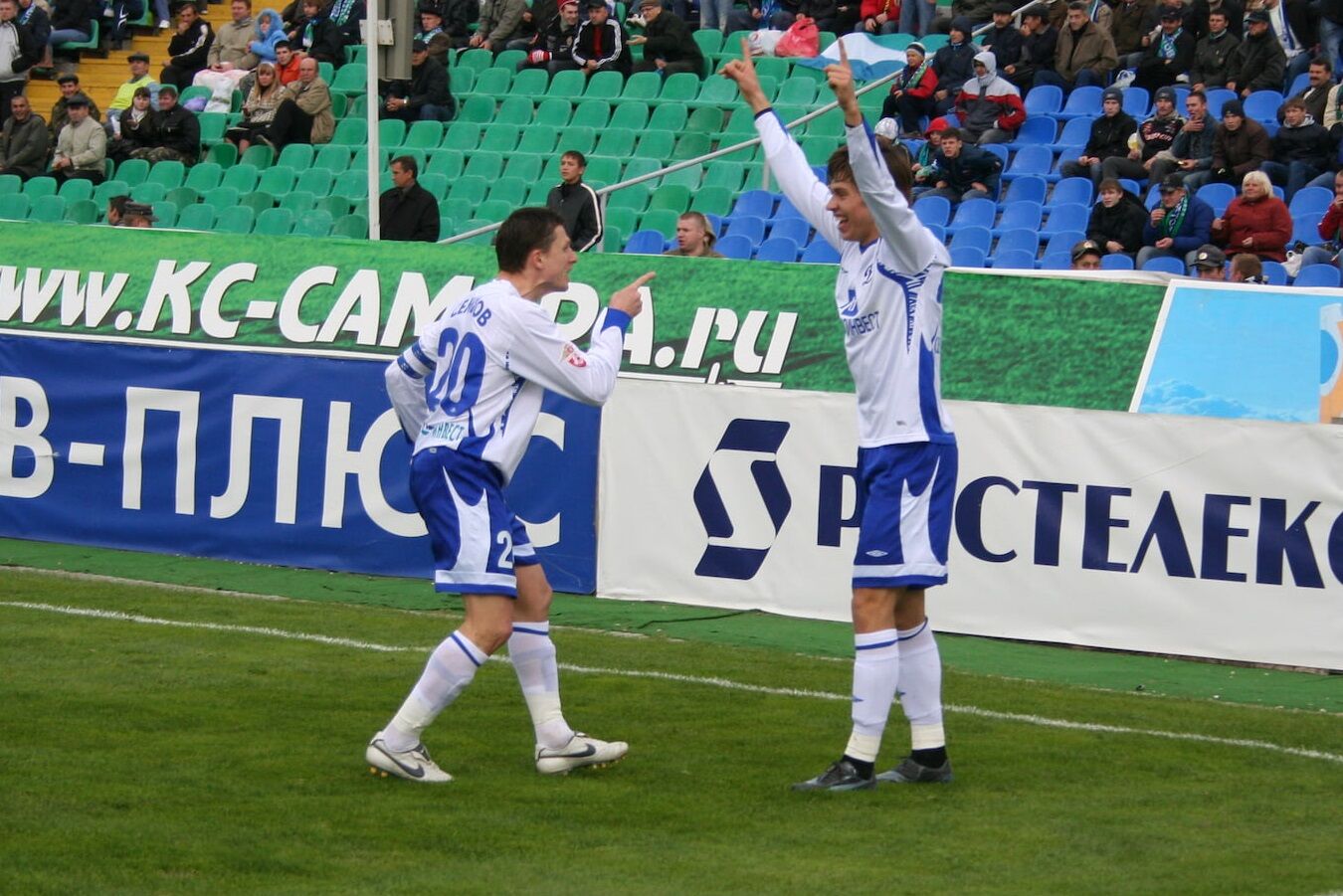 Дебютный мяч Смолова и град голов в Самаре. Дерунец вспоминает яркий матч «Крыльев» и «Динамо» из 2008-го