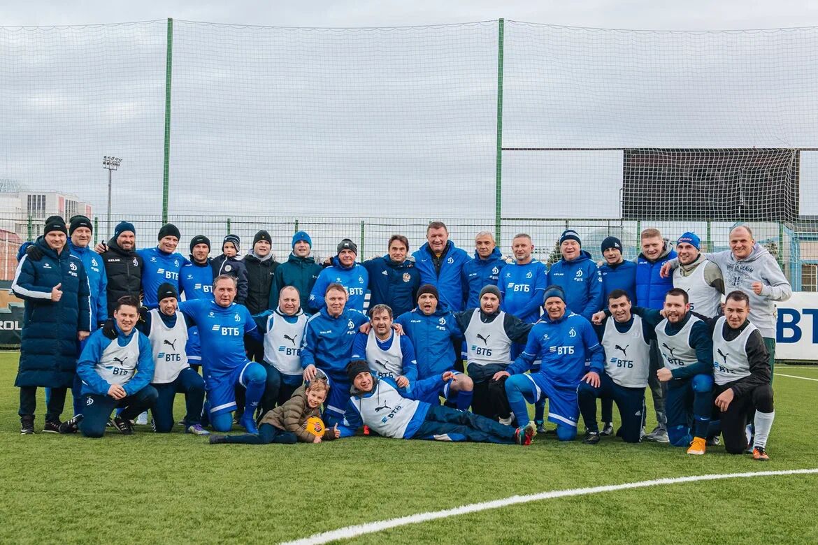 Товарищеский матч между болельщиками и ветеранами «Динамо» прошёл в Новогорске