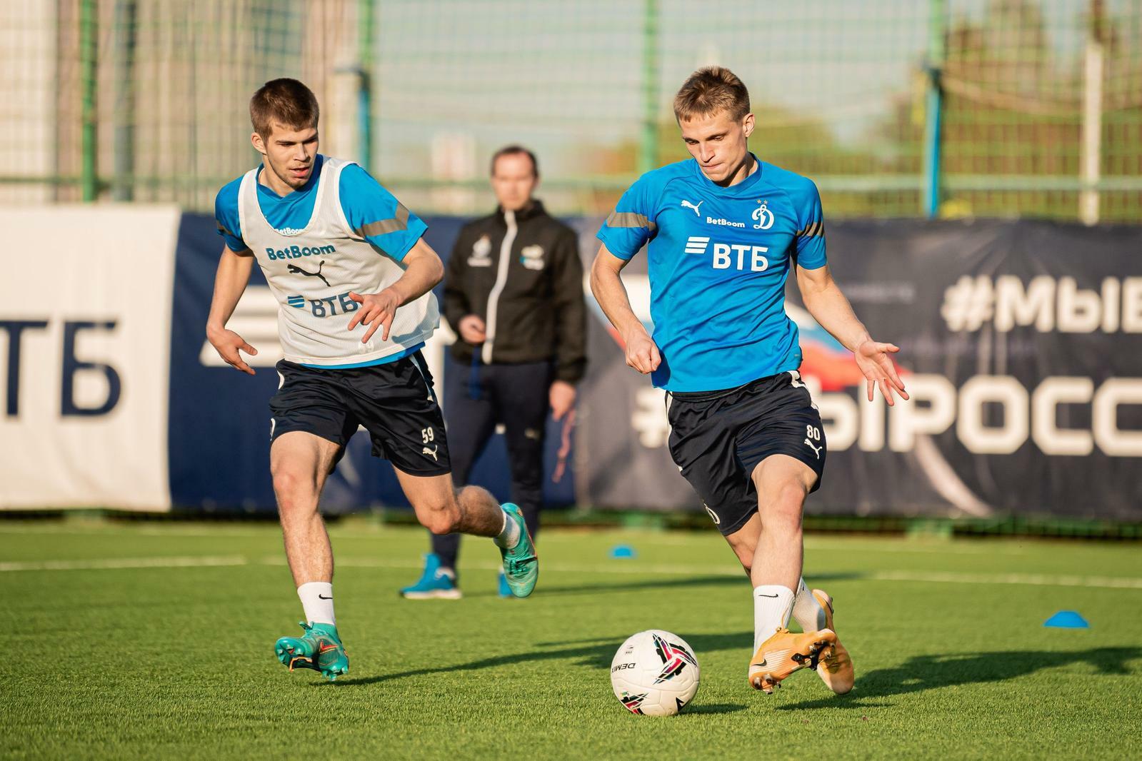 Dynamo Moscow news | Bessmertnyi, Zazvonkin and Lepsky are called up to Russia U-21. Dynamo official website.
