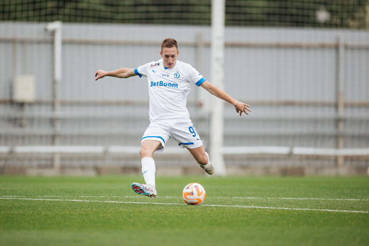 Dynamo Moscow news | Gladyshev's goal makes difference in first friendly game with Pari NN. Dynamo official website.