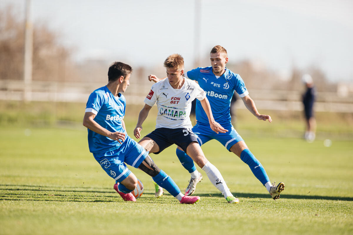 Noticias del FC "Dynamo" Moscú | Los jugadores del Dynamo empataron en el primer partido contra "Krylya Sovetov" en la concentración en Turquía. Sitio oficial del club Dynamo.