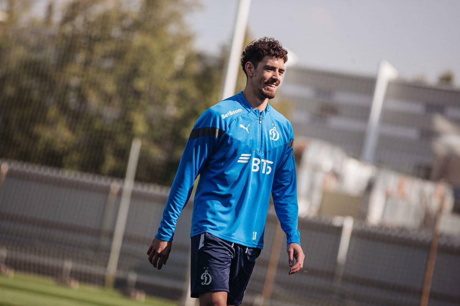 Noticias del FC "Dynamo" Moscú | ¡Feliz cumpleaños, Nicolás! Sitio oficial del club Dynamo.