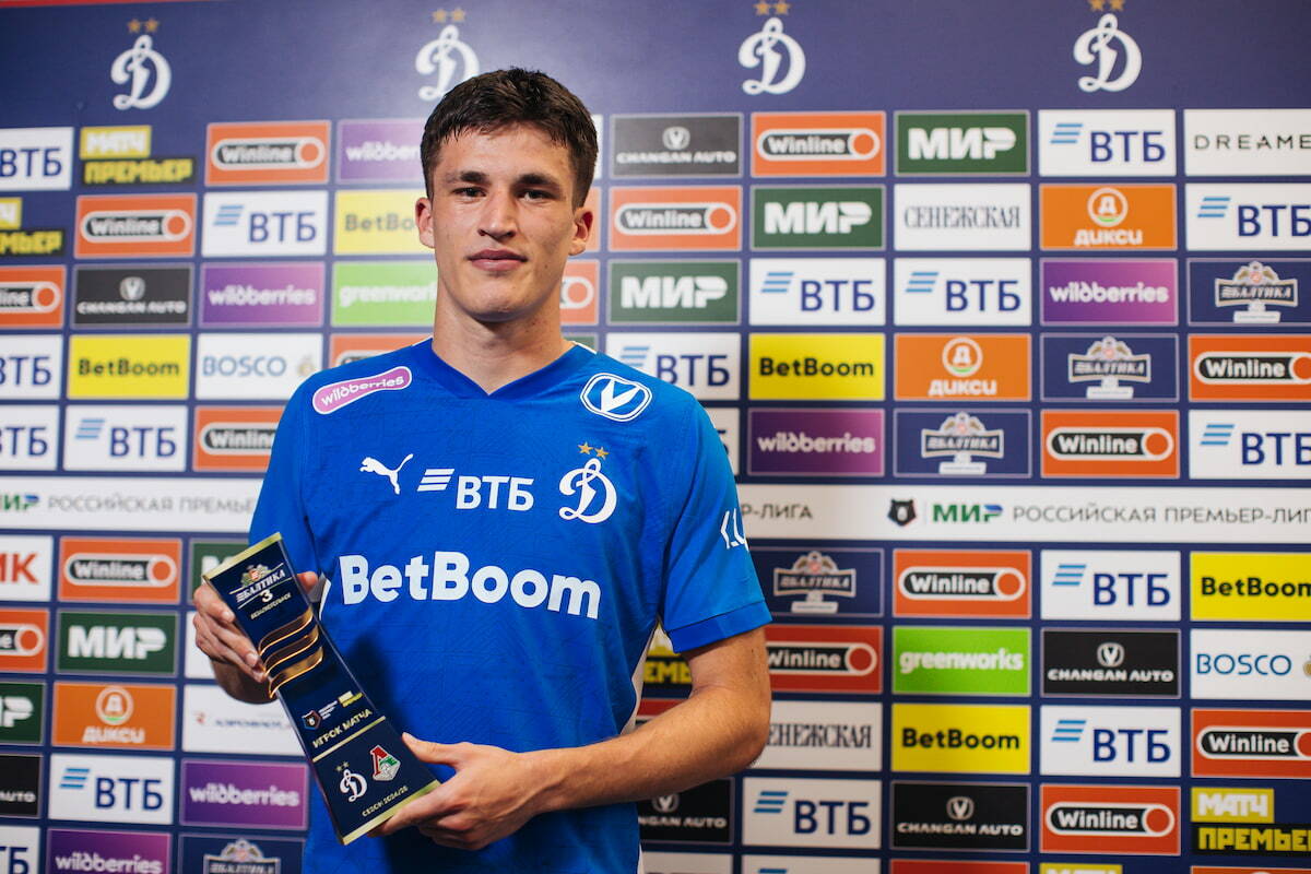 News of FC Dynamo Moscow | Maystorovich was recognized as the best player of the match «Dynamo» — «Lokomotiv». Official website of Dynamo club.