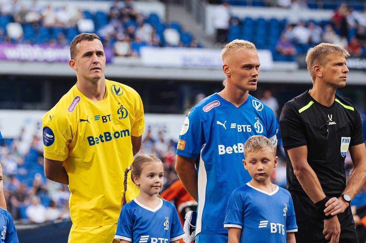 Lunyov y Tyukavin han entrado en la lista final de la selección de Rusia para el entrenamiento de septiembre | Las noticias del FC Dynamo Moscú